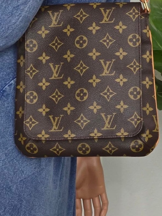 Louis Vuitton Handbags - Louis Vuitton Brown Monogram Shoulder Bag AUTHENTIC